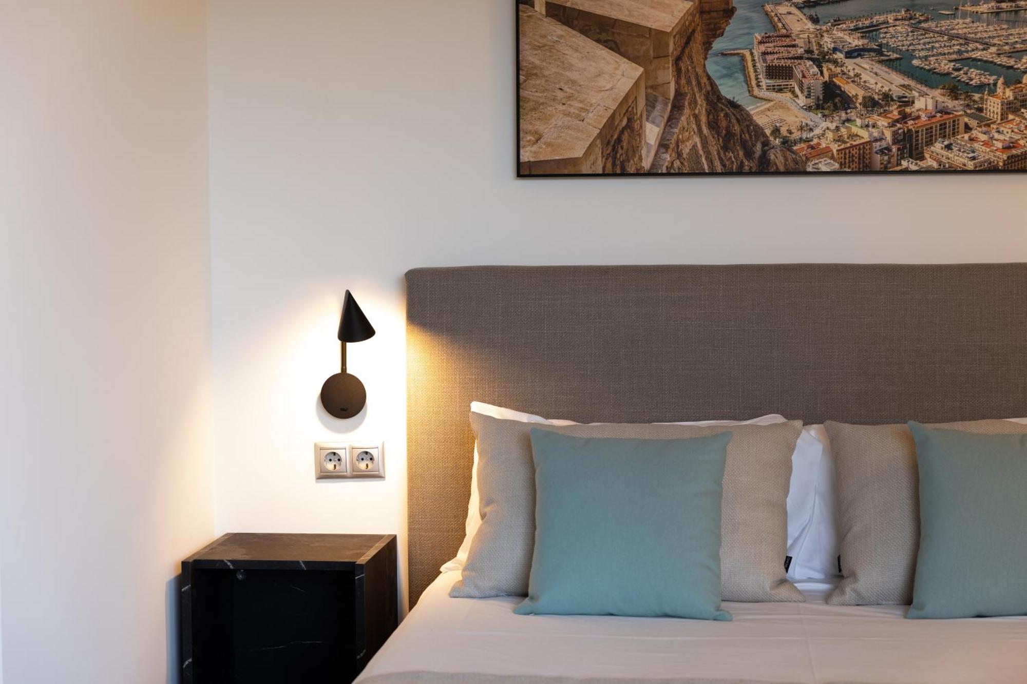 Guillman Suites Аликанте Экстерьер фото